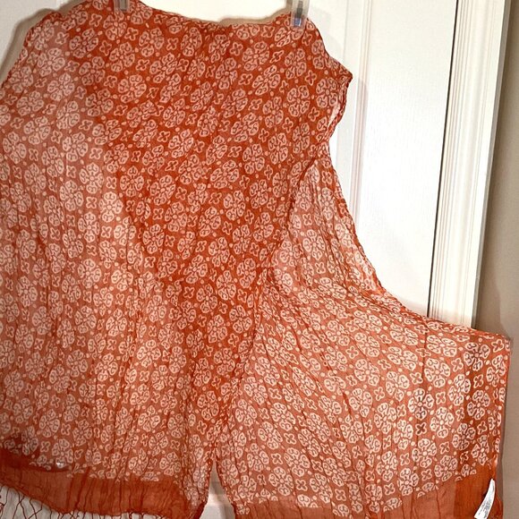 Talbots Orange and White Geometric Scarf - Picture 4 of 8